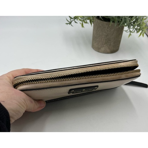 Kate Spade Wellesley Neda Black & Cream Zipper Leather Wallet - Picture 14 of 16
